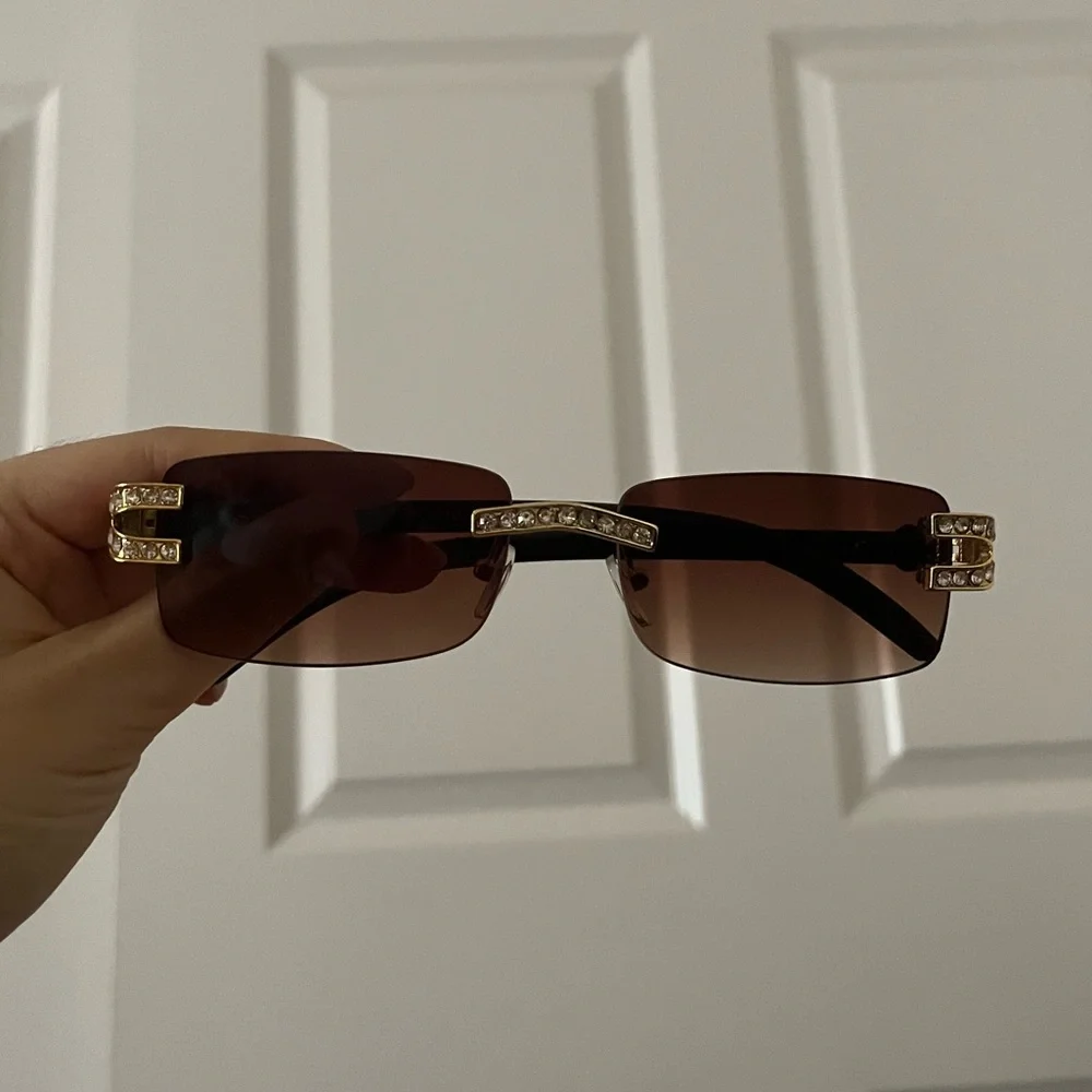 Crystal Embellished Brown Sunglasses - Picture 1 of 3
